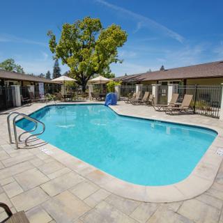 Best Western Garden Inn | Santa Rosa, California | Pool area with seating